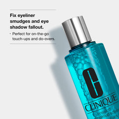 Clinique Rinse-Off Eye Makeup Remover pour streamlines makeup touch-ups.