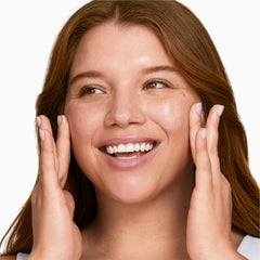 Clinique Superdefense City Block SPF 50 provides broad-spectrum protection against UVA/UVB.