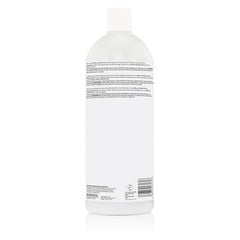 COLORCHARM cream texture shown for smooth mixing and precise application.