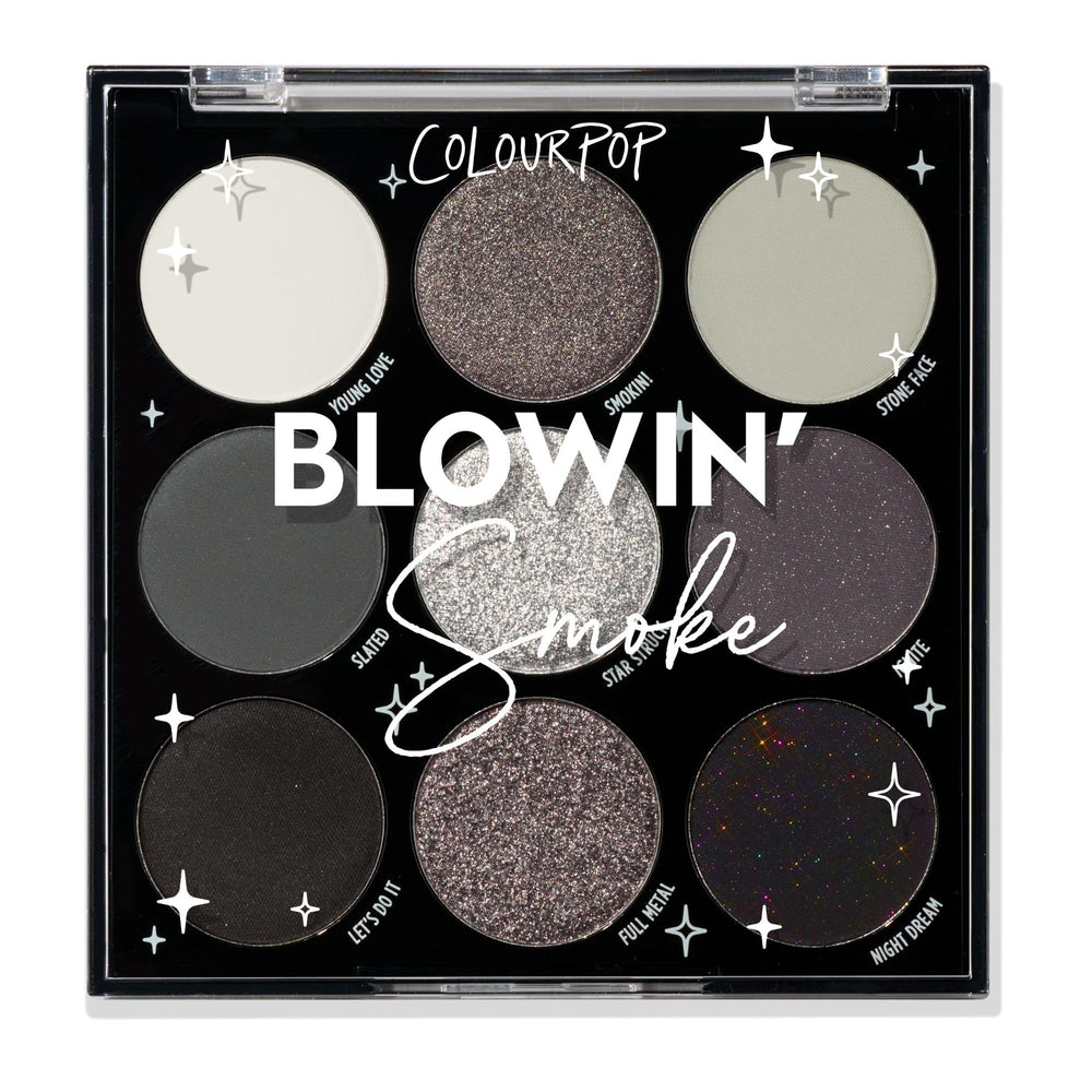 Paleta ColourPop Blowin Smoke abierta muestra tonos plateados para looks glamorosos.
