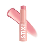 ColourPop Blush Stix aplicado suavemente en la mejilla para un look natural