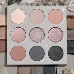 ColourPop Of Quartz sombras metalizadas y mate para estilos versátiles y duraderos.
