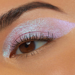 ColourPop Shadow Stix Disco Disco: delineado preciso con sacapuntas integrado para definición.