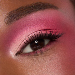 ColourPop Stitch Beach Dreamin’, sombras perladas para dimensión y brillo.