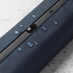 Comfyable rectangular travel bag, easy to fit longer items.