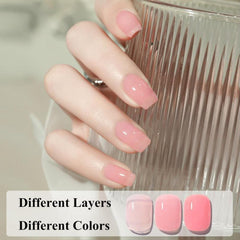 COSMOO Jelly Pink brocha aplicando, acabado suave para una manicura rápida.