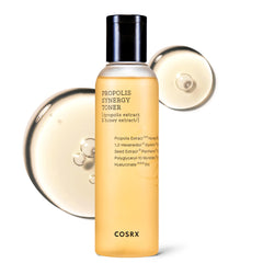 COSRX Full Fit Propolis Synergy Tónico, botella de vidrio, hidrata suavemente la piel tras la limpieza.