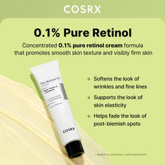 Aplicación suave de COSRX Retinol 0.1% en rostro para resultados graduales.