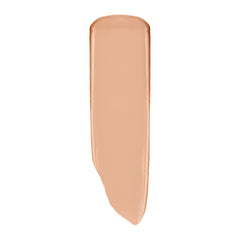 Corrector COVERGIRL Simply Ageless con cobertura media para tono uniforme.