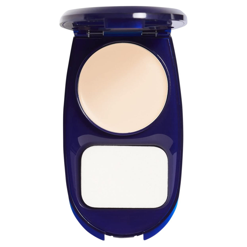 CoverGirl Smoothers AquaSmooth Ivory bottle with pump for easy application and long-lasting coverage.