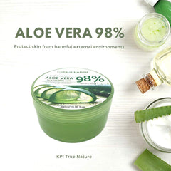 CUROFIT Aloe Gel on the face delivering gentle hydration and absorption.
