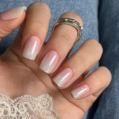 CurvLife estuche de almacenamiento con accesorios para manicura.