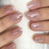 Curvlife uñas ovaladas cortas en gel champagne perla, acabado profesional para diario.