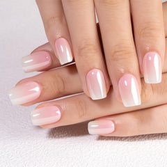 CurvLife puntas de uñas con acabado brillo cromado para un look llamativo.