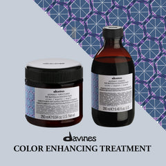 Davines Alchemic Shampoo Silver rich lather highlights tone-boosting properties for cool blonde.