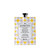 Davines Circulo Iluminador aporta brillo inmediato al cabello y realza el color.