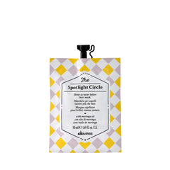 Davines Circulo Iluminador aporta brillo inmediato al cabello y realza el color.