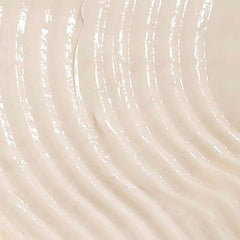 Damp hair application of Davines LOVE Curl Cleansing Cream distributes evenly.