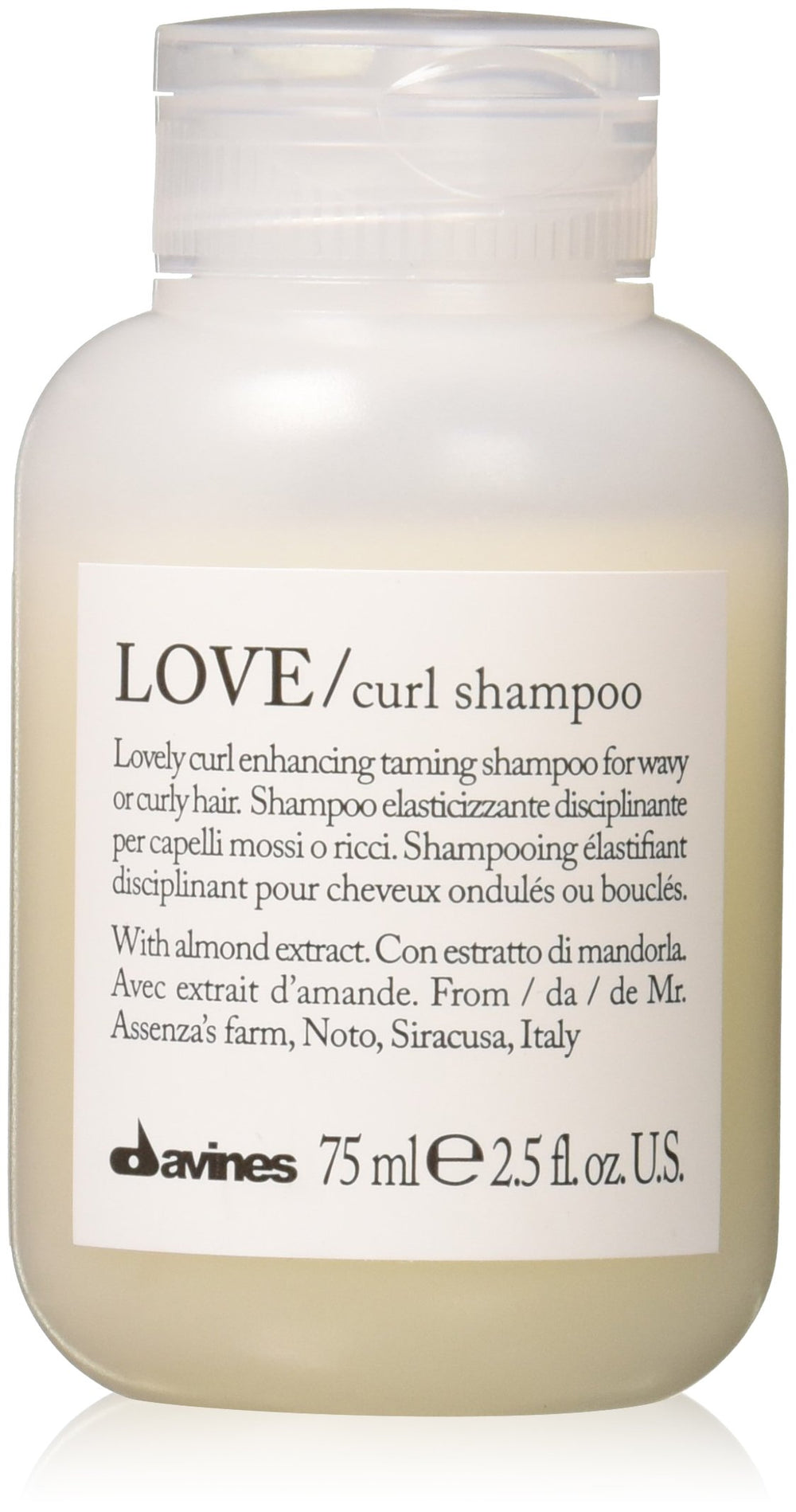 Davines Love Curl Shampoo: botella con crema que define rizos.