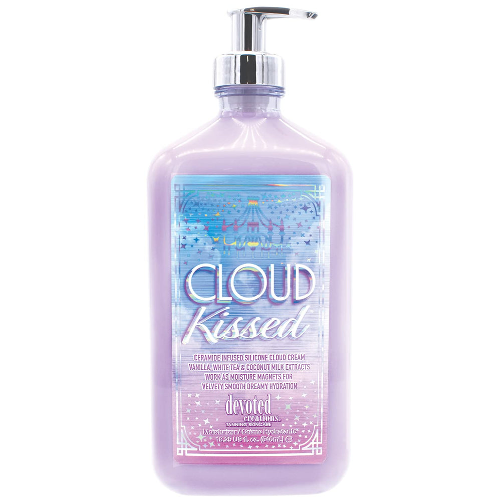 Devoted Creations Cloud Kissed, botella con vertido suave para aplicación precisa