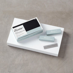 Diane professional blade detail highlighting precision edge.