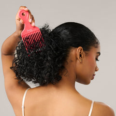 Diane wide-tooth comb styling enhances curls without snagging for textured hair.