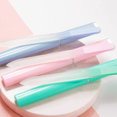 Diodiva pink close-up shows gentle edge smoothing for delicate nails.