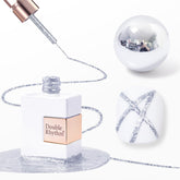 Delineador gel bronce espejo de Double Rhythm para uñas duraderas.