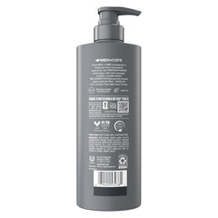 DOVE MEN + CARE All Star Comfort en acción, fórmula 2 en 1 para cabello suave.