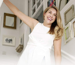 Dove Red Body Spray Pomegranate label close-up emphasizes Go Fresh scent blend for lasting freshness.