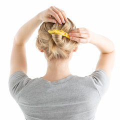 Drybar Big Hair Besties alligator jaw design prevents slipping during styling.