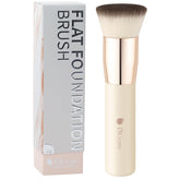 DUcare foundation brush flat-top closeup for even, streak-free application