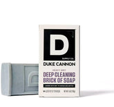 Duke Cannon Jabon barra grano grueso: exfolia y limpia en profundidad.