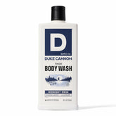Duke Cannon Midnight Swim, botella frontal, aroma fresco y duradero para la ducha diaria.