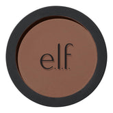 e.l.f. Bronceador con primer, envase nuevo para un acabado suave y duradero.