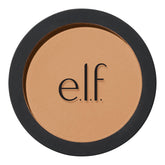e.l.f. Bronceador con primer mate para aplicación suave y duradera.