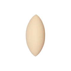 e.l.f. Camo Concealer Sponge made of latex-free foam for gentle, smooth application.