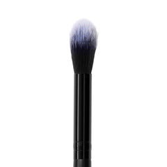 e.l.f. High Points Highlighter Brush soft bristles blend glow smoothly.