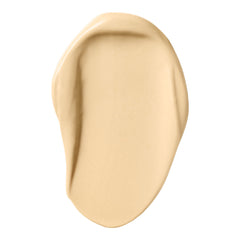 Aplicación en el rostro con Suntouchable Whoa Glow para una tez radiante y fresca.