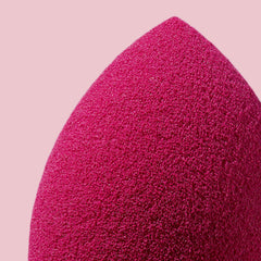 e.l.f. Total Face Sponge precision tip for targeted concealing.