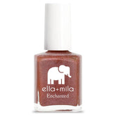 ella+mila Oasis fast-dry nail polish application showcasing vibrant red shade for quick manicures.