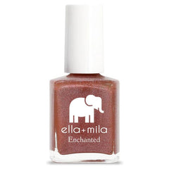 ella+mila Oasis fast-dry nail polish application showcasing vibrant red shade for quick manicures.