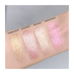 ELLESY Paleta iluminador tono dorado claro para brillos sutiles.