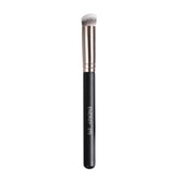 Energy 270 mini flat-top concealer brush for precise under-eye blending and coverage.