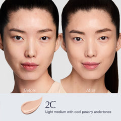 Estée Lauder Double Wear micro-precision edge enables pinpoint concealing.