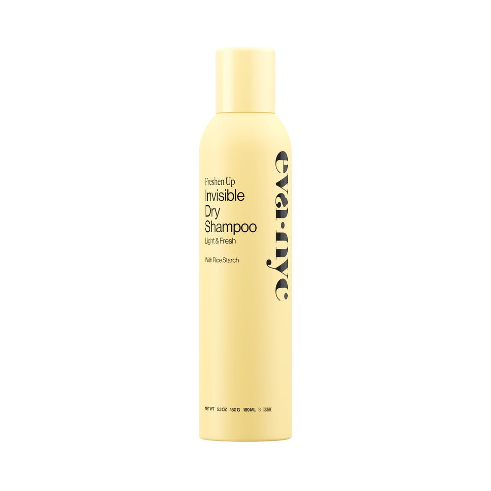 EVA·NYC Invisible Dry Shampoo: botella con atomizador para uso rápido y sin residuo.