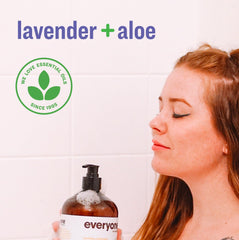 Baño de burbujas relajante con lavanda y aloe
