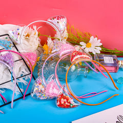 Fishdown white headband with hearts and seashells for seaside vibes.