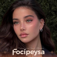 Focipeysa DIY lash kit with applicator for easy at-home extensions.