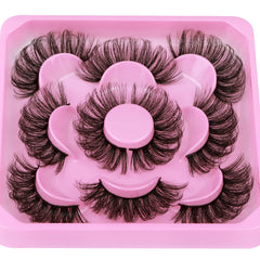 Focipeysa Lashes handcrafted band enabling easy glamour application.
